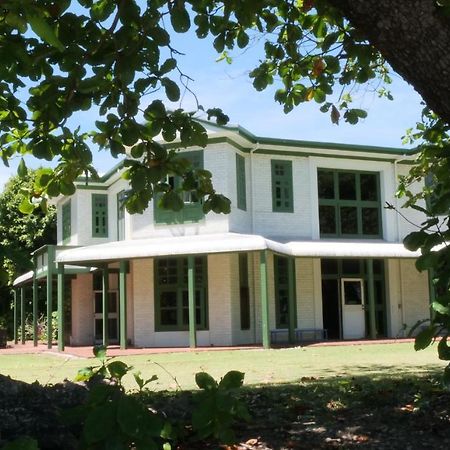 Oceania House Hotel Bantam Village Eksteriør billede