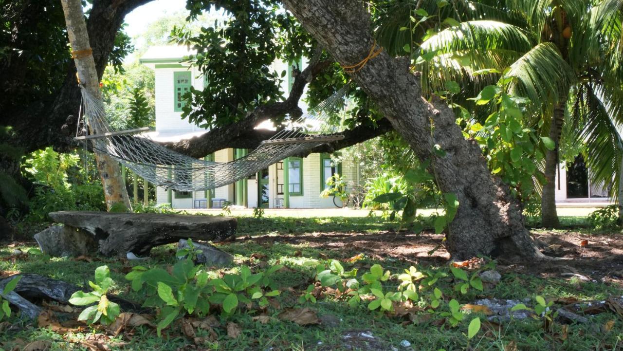 Oceania House Hotel Bantam Village Eksteriør billede